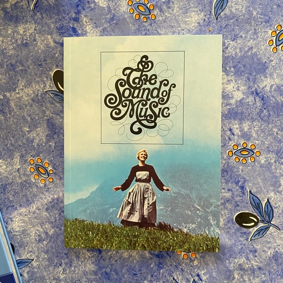 The Sound of Music 45th Anniversary Limited Edition Gift Set - Picture 10 of 16